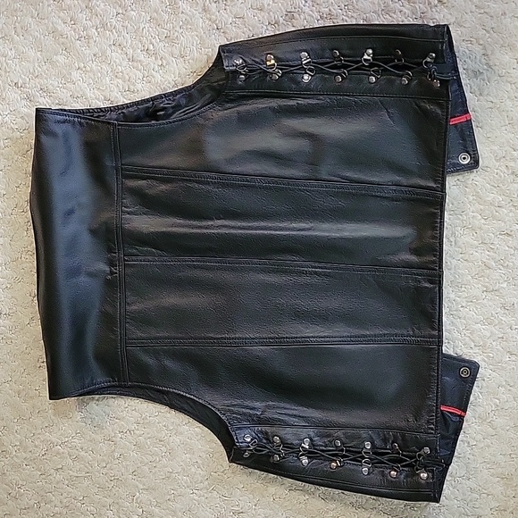 Milwaukee Clothing Co. Leather snap front vest, Men's Medium - Picture 5 of 5